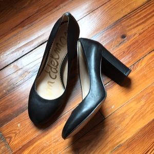 Sam Edelman black pumps